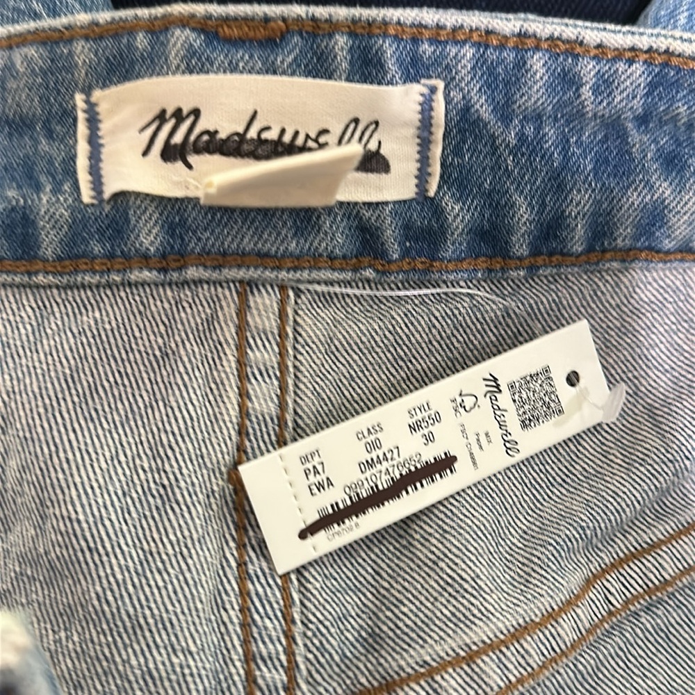 Madewell The Curvy Perfect Vintage Wide-Leg Jean in Enmore Wash - Picture 10 of 11